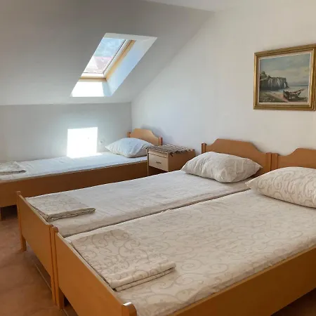 Melita Apartements *